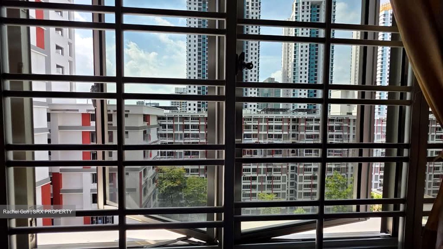 Blk 81B Lorong 4 Toa Payoh (Toa Payoh), HDB 4 Rooms #530658731